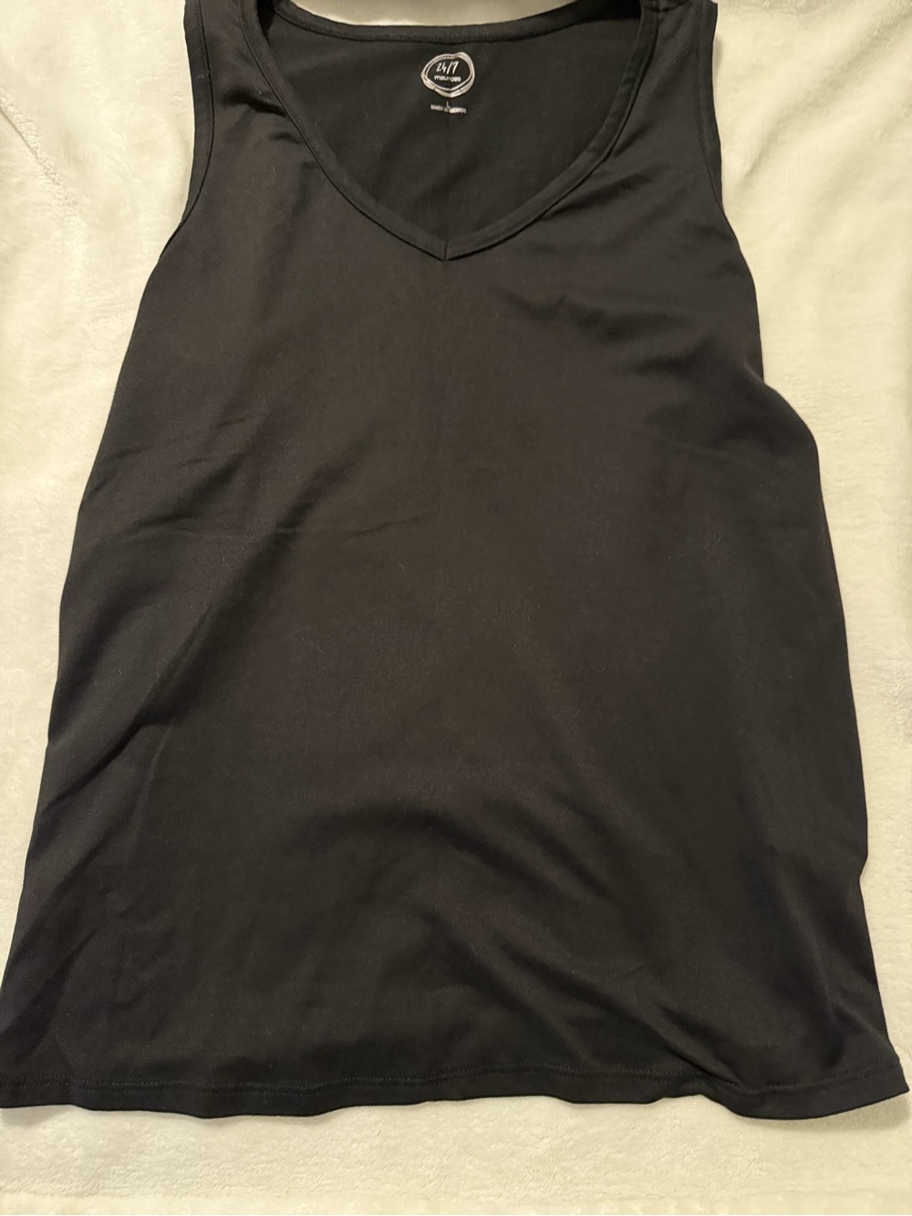 18 total Maurices Sleeveless Tank - Picture 5 of 15
